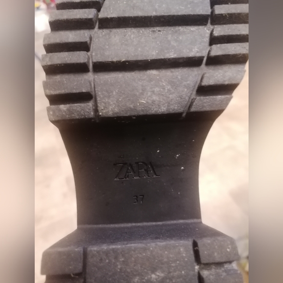 Sold - Black Zara Heel Boots - Picture 4 of 4